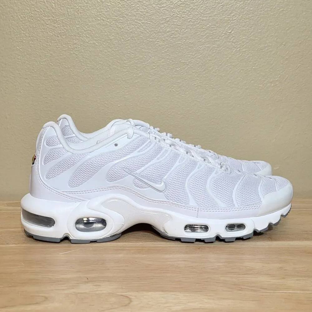 Nike Air Max Plus Triple White Running Shoes 604133-139 Men's Size 8